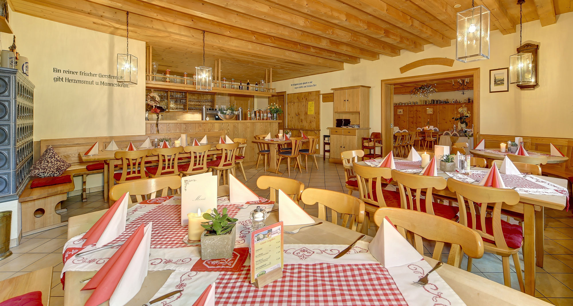 großes Restaurant im Hotel Kirchenwirt in Kirchdorf im Wald